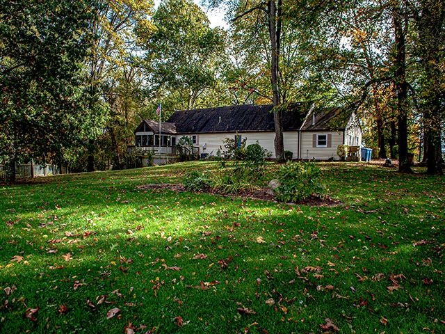 6220 Hathaway Road Fort Wayne, IN 46818 - Photo 5 of 35