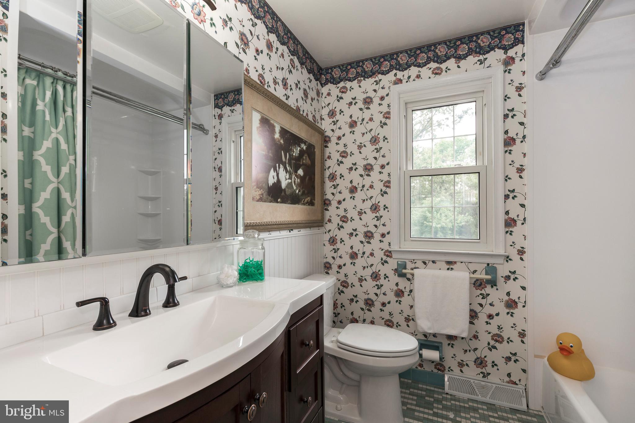 1412 Manley Road West Chester, PA 19382 - Photo 24 of 32 Hall Bath