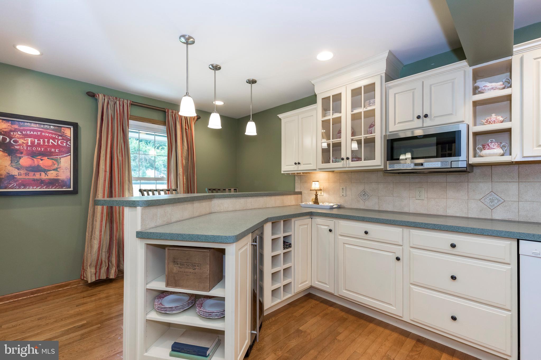 1412 Manley Road West Chester, PA 19382 - Photo 5 of 32 Kitchen