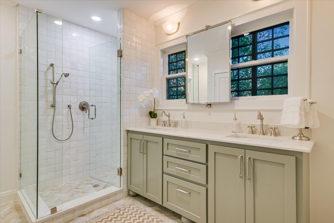 113 West 32nd Street Austin, TX 78705 - Photo 12 of 21