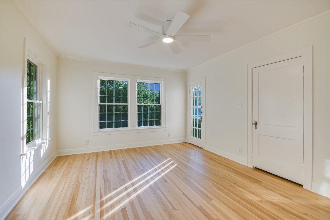 113 West 32nd Street Austin, TX 78705 - Photo 15 of 21