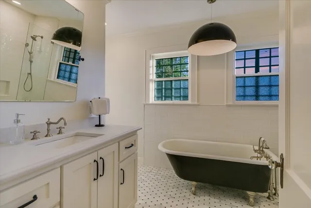 $1,499,000 | 113 West 32nd Street, Austin, TX 78705