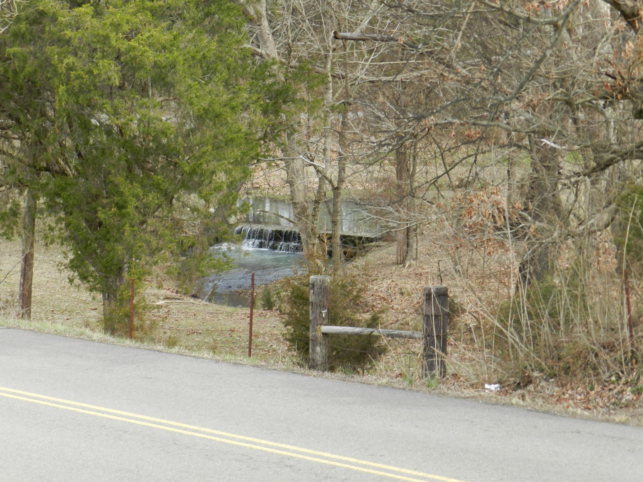 2725 Harris Road Knoxville, TN 37924 - Photo 1 of 40 001