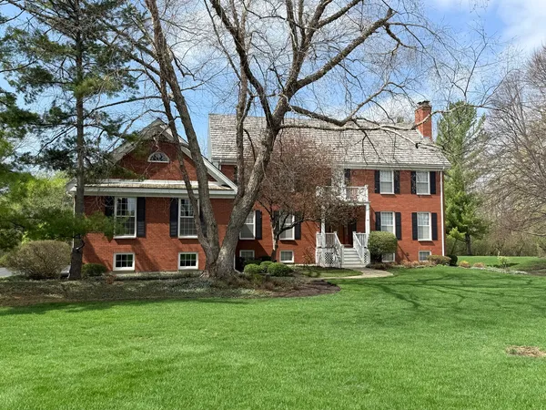 $1,100,000 | 5644 Oakwood Circle, Long Grove, IL 60047