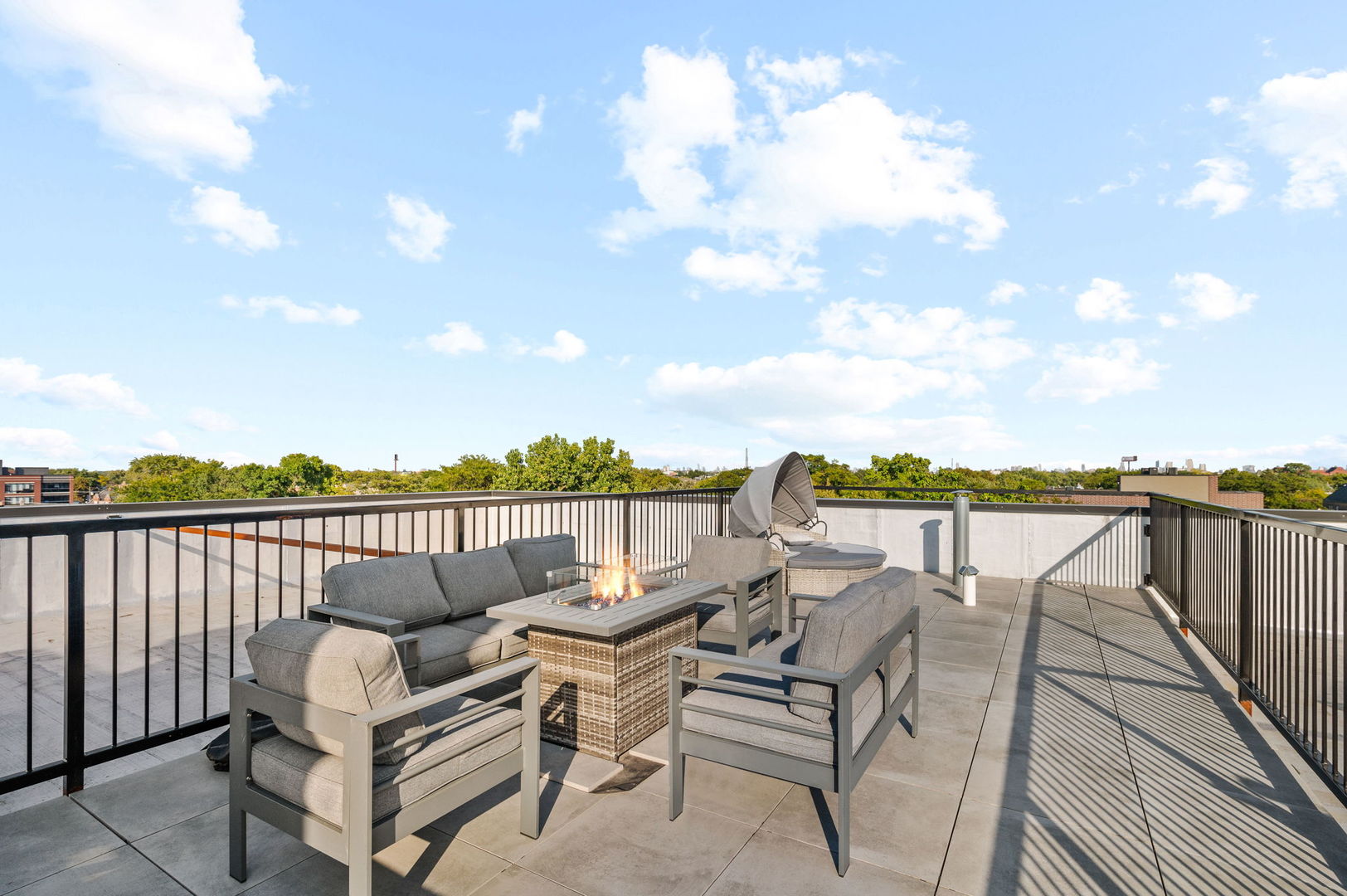 3101 North Ridgeway Avenue, Unit 2E Chicago, IL 60618 - Photo 16 of 18 a view of a terrace with sitting area