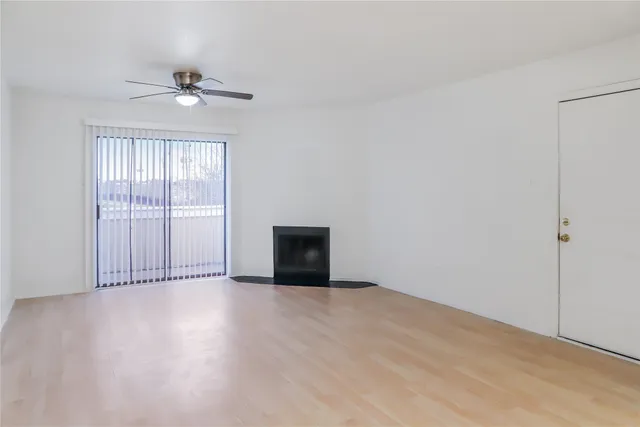 $900 | 8323 Wilcrest Drive, Unit 19002, Houston, TX 77072