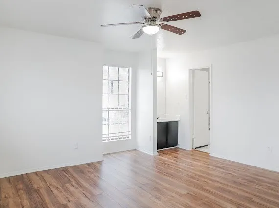 $900 | 8323 Wilcrest Drive, Unit 19002, Houston, TX 77072