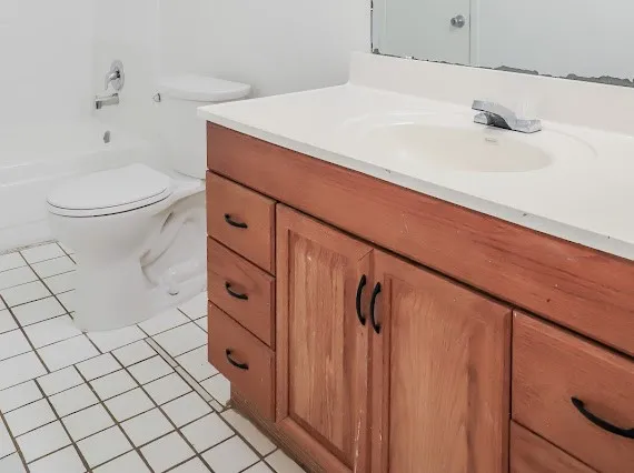 $900 | 8323 Wilcrest Drive, Unit 19002, Houston, TX 77072