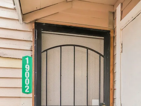 $900 | 8323 Wilcrest Drive, Unit 19002, Houston, TX 77072