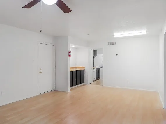 $900 | 8323 Wilcrest Drive, Unit 19002, Houston, TX 77072