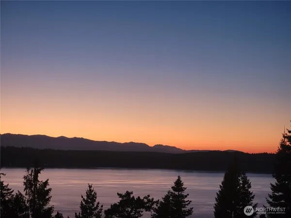 $648,950 | 8260 53rd Avenue West, Unit 302, Mukilteo, WA 98275