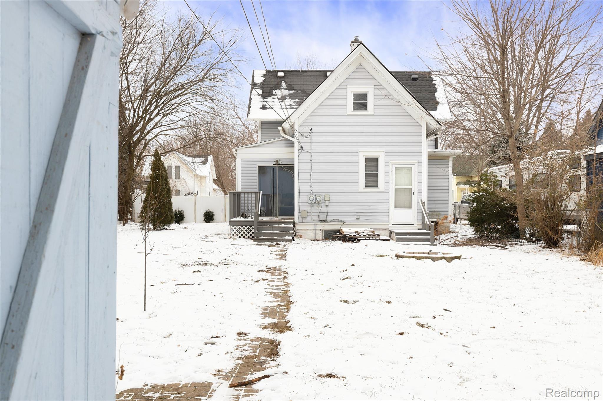 32 Stapleton Street Mount Clemens, MI 48043 - Photo 30 of 32 30.jpg