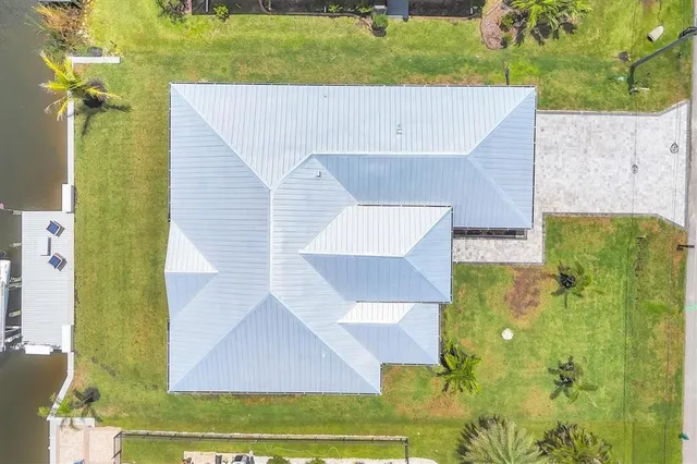 $675,000 | 15610 Staunton Circle, Port Charlotte, FL 33981