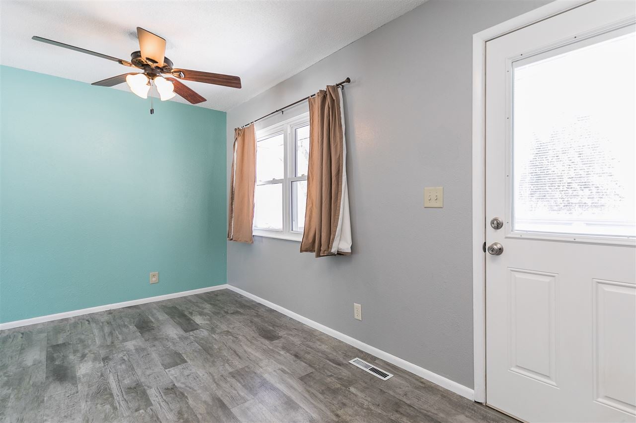 3215 Bramble Road Southwest Cedar Rapids, IA 52404 - Photo 7 of 24 Gallery Image 7