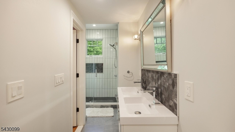 244 Pembrook Road Mountainside, NJ 07092 - Photo 26 of 50