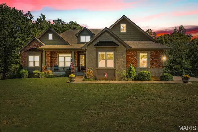 $735,900 | 412 Big River Circle, Bonne Terre, MO 63628