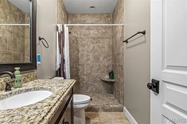 $735,900 | 412 Big River Circle, Bonne Terre, MO 63628