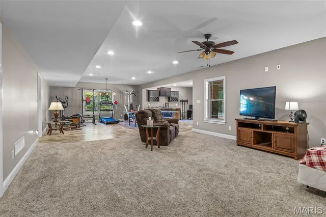 $735,900 | 412 Big River Circle, Bonne Terre, MO 63628