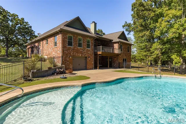 $735,900 | 412 Big River Circle, Bonne Terre, MO 63628