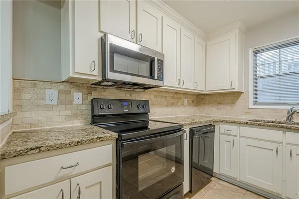 $188,000 | 1106 Natchez Trace, Atlanta, GA 30350