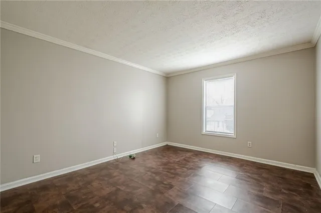 $189,800 | 1106 Natchez Trace, Atlanta, GA 30350