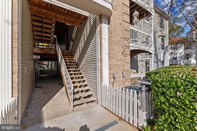 a view of a entrance to house