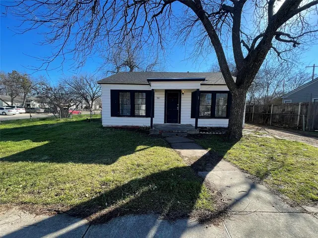 $1,450 | 1801 South 11th Street, Abilene, TX 79602