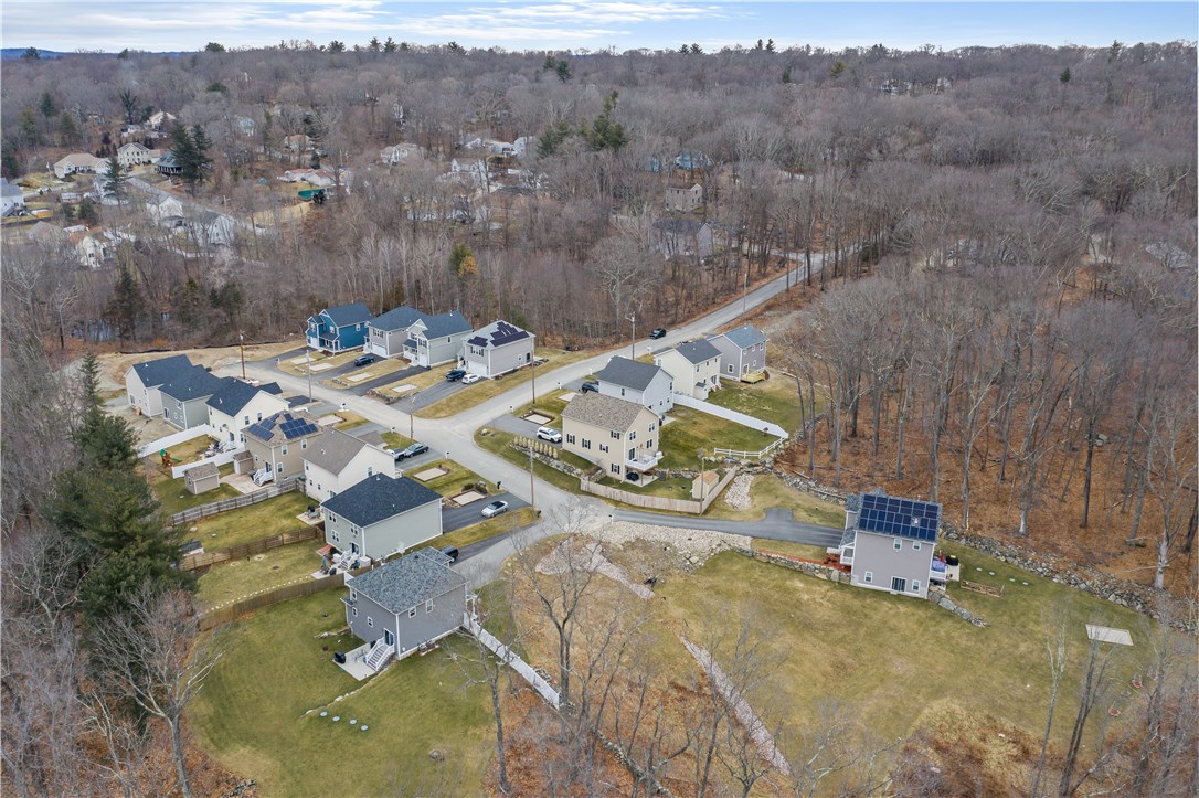 68 Dade Road Cumberland, RI 02864 - Photo 3 of 30