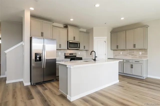 $2,955 | 17882 East 94th Place, Commerce City, CO 80022