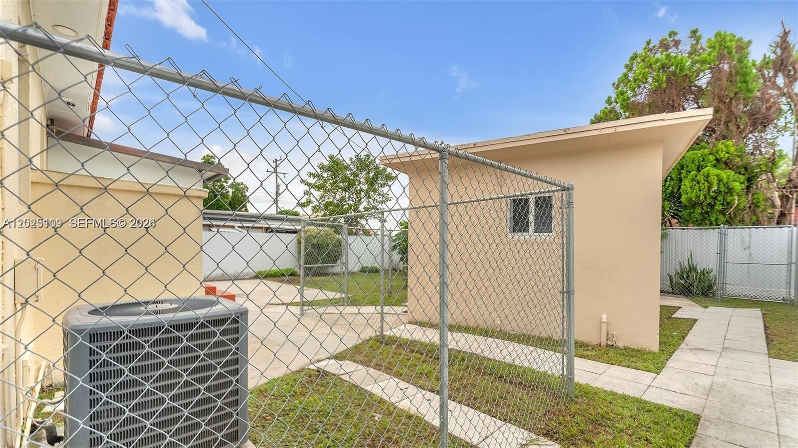 3375 Southwest 1st Street Miami, FL 33135 - Photo 43 of 57