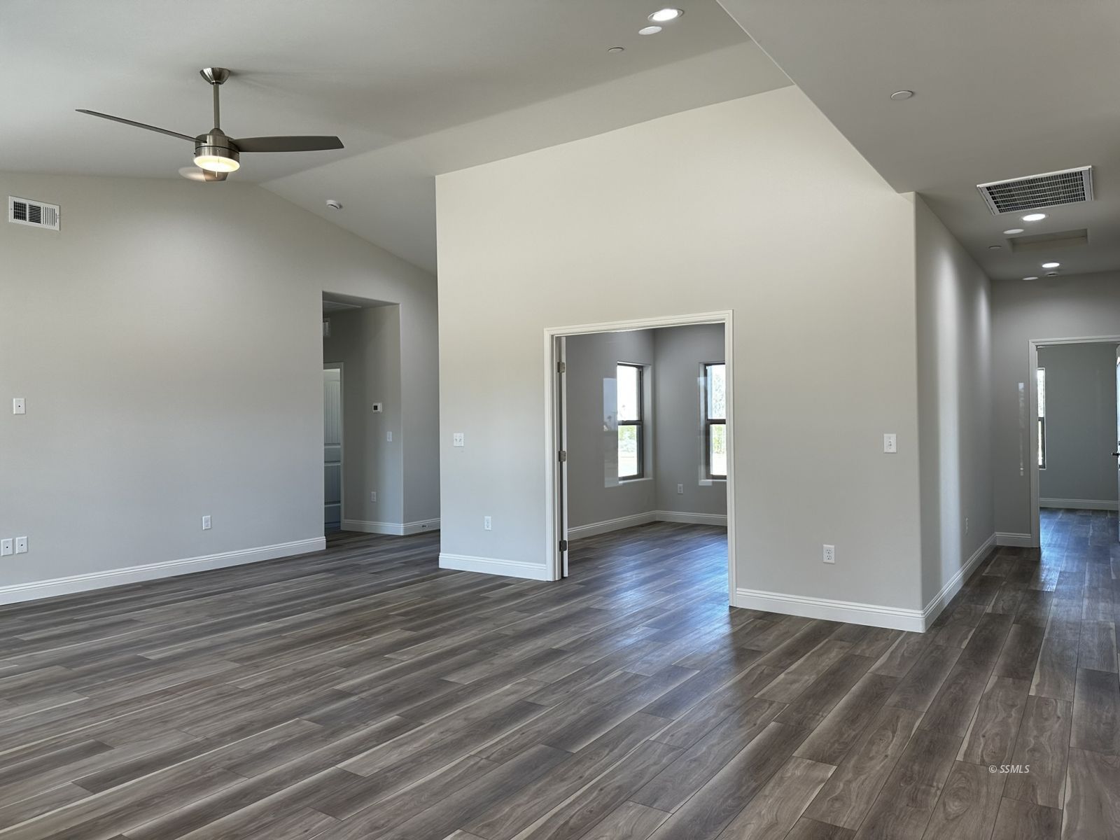 1615 Sydnor Avenue Ridgecrest, CA 93555 - Photo 8 of 39 Gallery Image 8