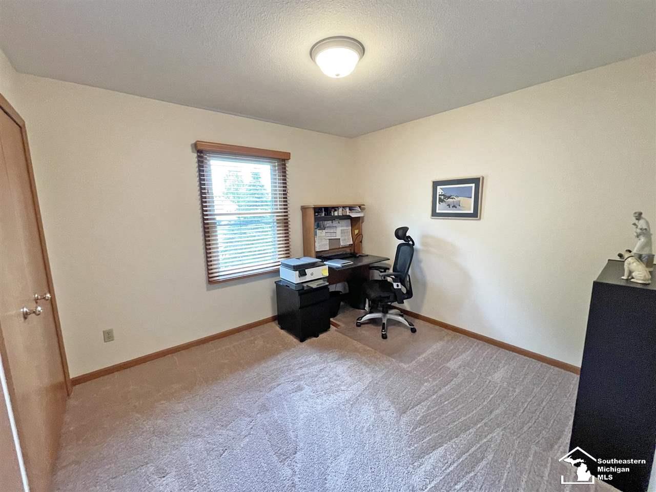 3138 West Dean Road Lambertville, MI 48144 - Photo 20 of 26
