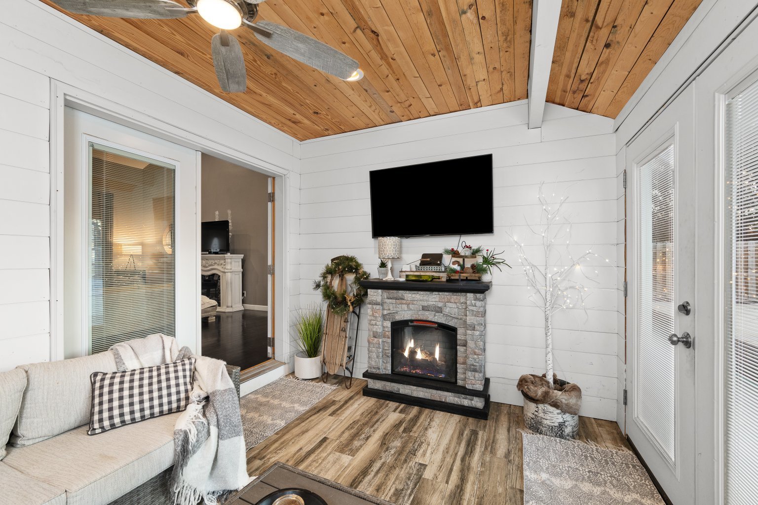 2062 30th Street Rock Island, IL 61201 - Photo 15 of 39