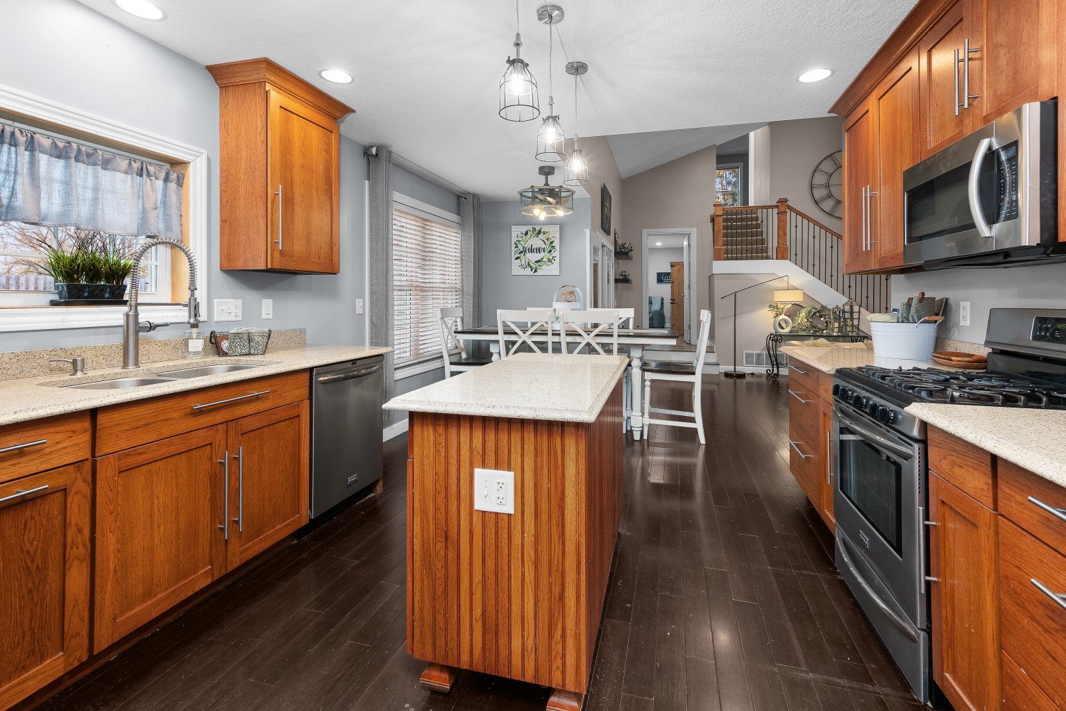 2062 30th Street Rock Island, IL 61201 - Photo 10 of 39