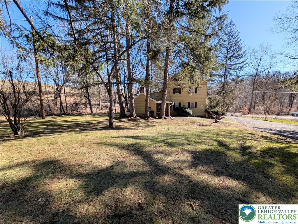 3470 Rhododendron Drive Northampton, PA 18067 - Photo 4 of 33