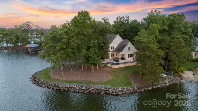 $4,385,000 | 20721 Pointe Regatta Drive, Cornelius, NC 28031