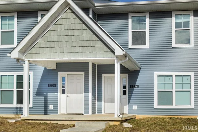 $2,100 | 1222 West Rangeview Circle, Bloomington, IN 47403