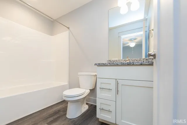 $2,100 | 1222 West Rangeview Circle, Bloomington, IN 47403