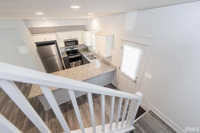 $2,100 | 1222 West Rangeview Circle, Bloomington, IN 47403