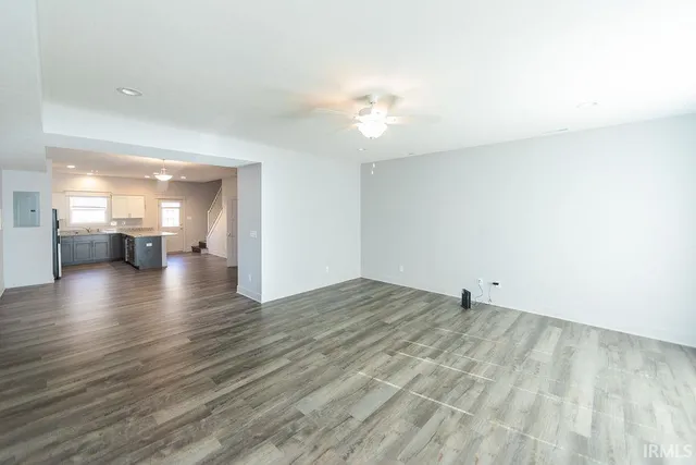 $2,100 | 1222 West Rangeview Circle, Bloomington, IN 47403