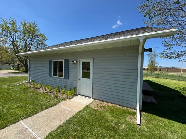 901 5th Street Northeast Staples, MN 56479 - Photo 16 of 75