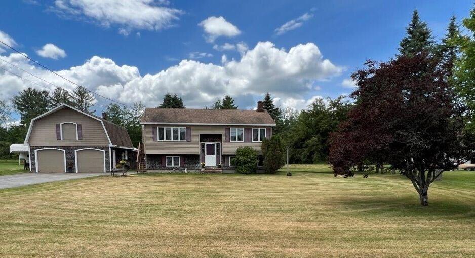 241 Waterville Road Norridgewock, ME 04957 - Photo 1 of 34 IMG_3581