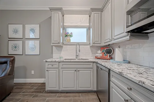 $1,200 | 29514 Highland Manor Court, Brookshire, TX 77423