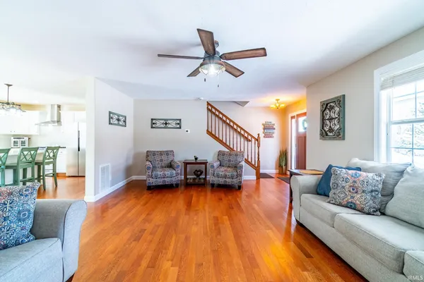 $469,000 | 4347 East Fox Run Drive, Syracuse, IN 46567