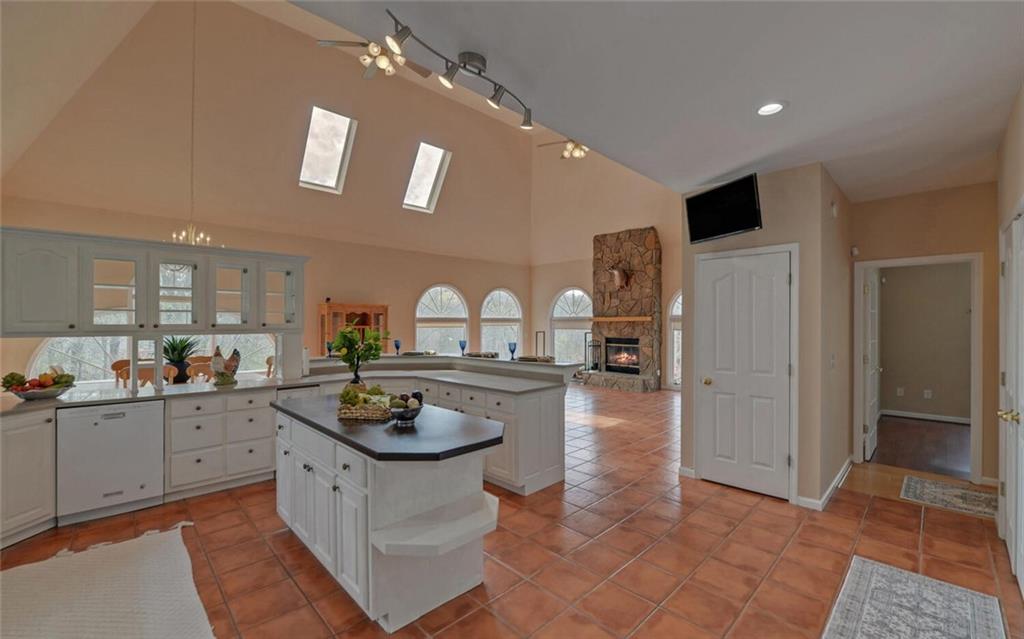 3256 Long Branch Road Dahlonega, GA 30533 - Photo 15 of 75