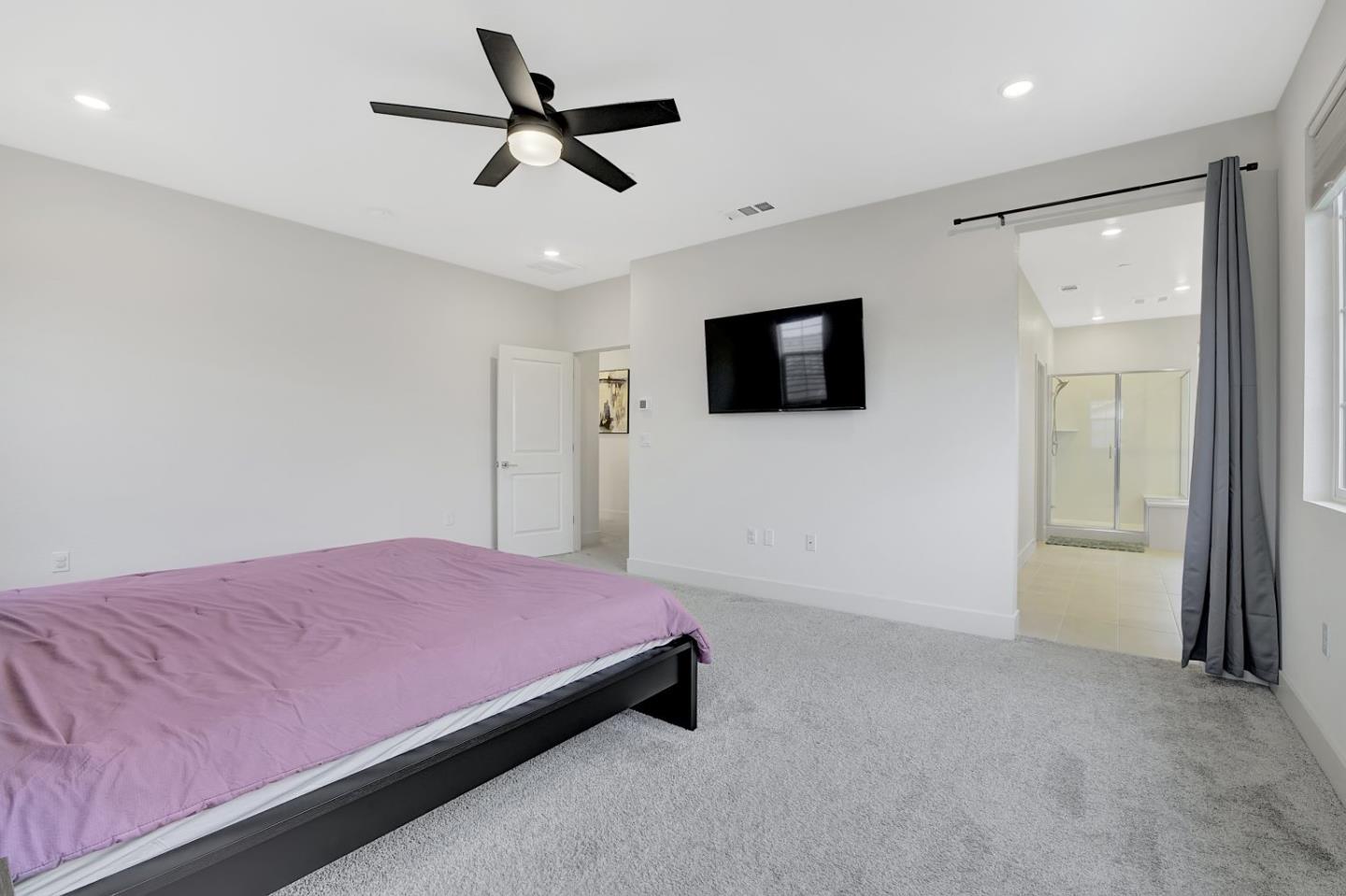 5161 Maniago Way Antioch, CA 94531 - Photo 33 of 42 a bedroom with a bed and a flat screen tv