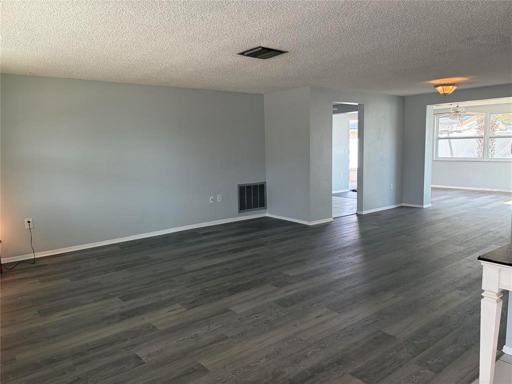 10826 Piccadilly Road Port Richey, FL 34668 - Photo 15 of 36 Gallery Image 15