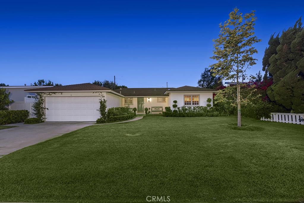 1907 Deborah Lane, Newport Beach, CA 92660 Compass