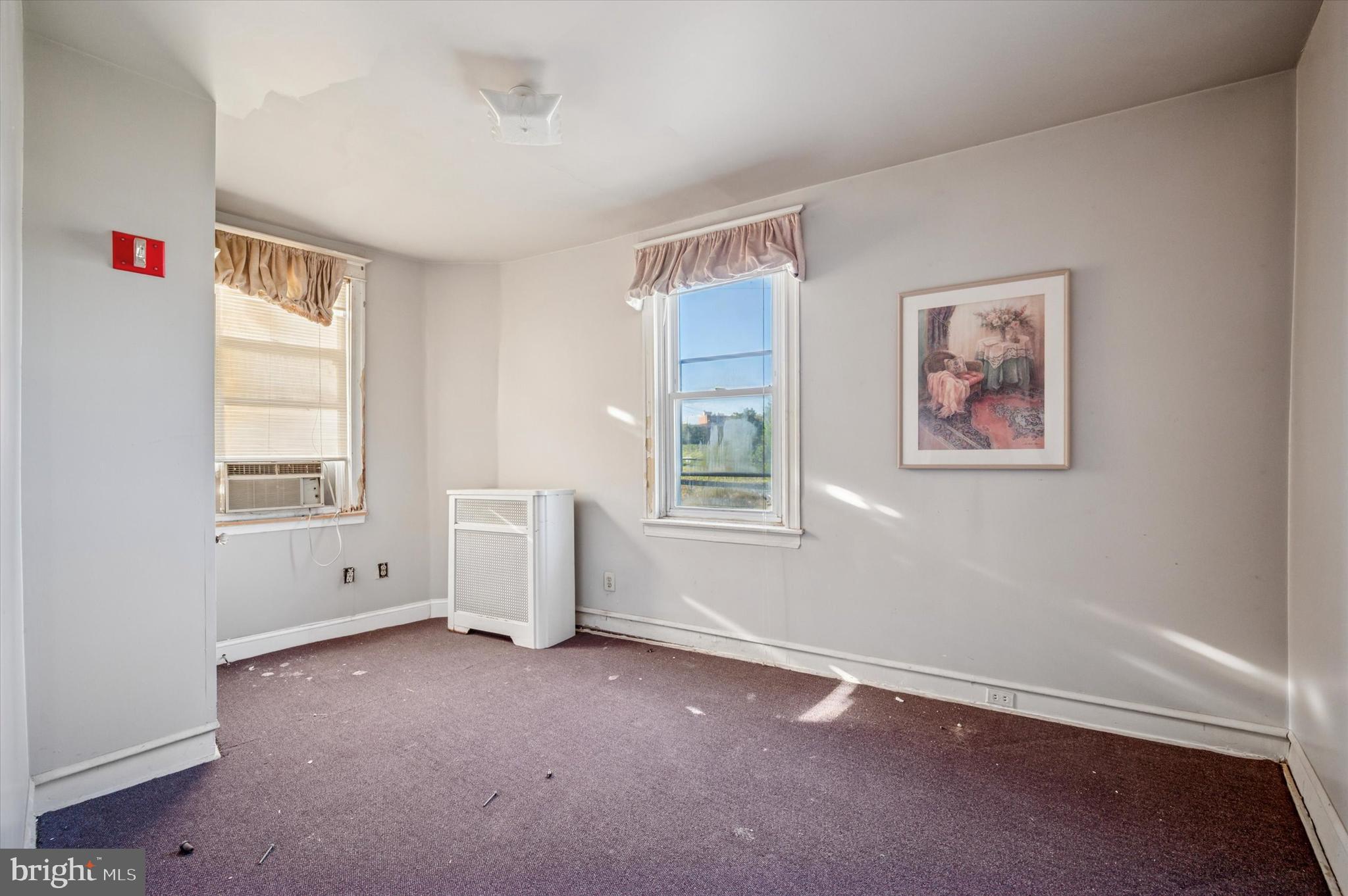 4083 West Ford Road Philadelphia, PA 19131 - Photo 4 of 27 Gallery Image 4