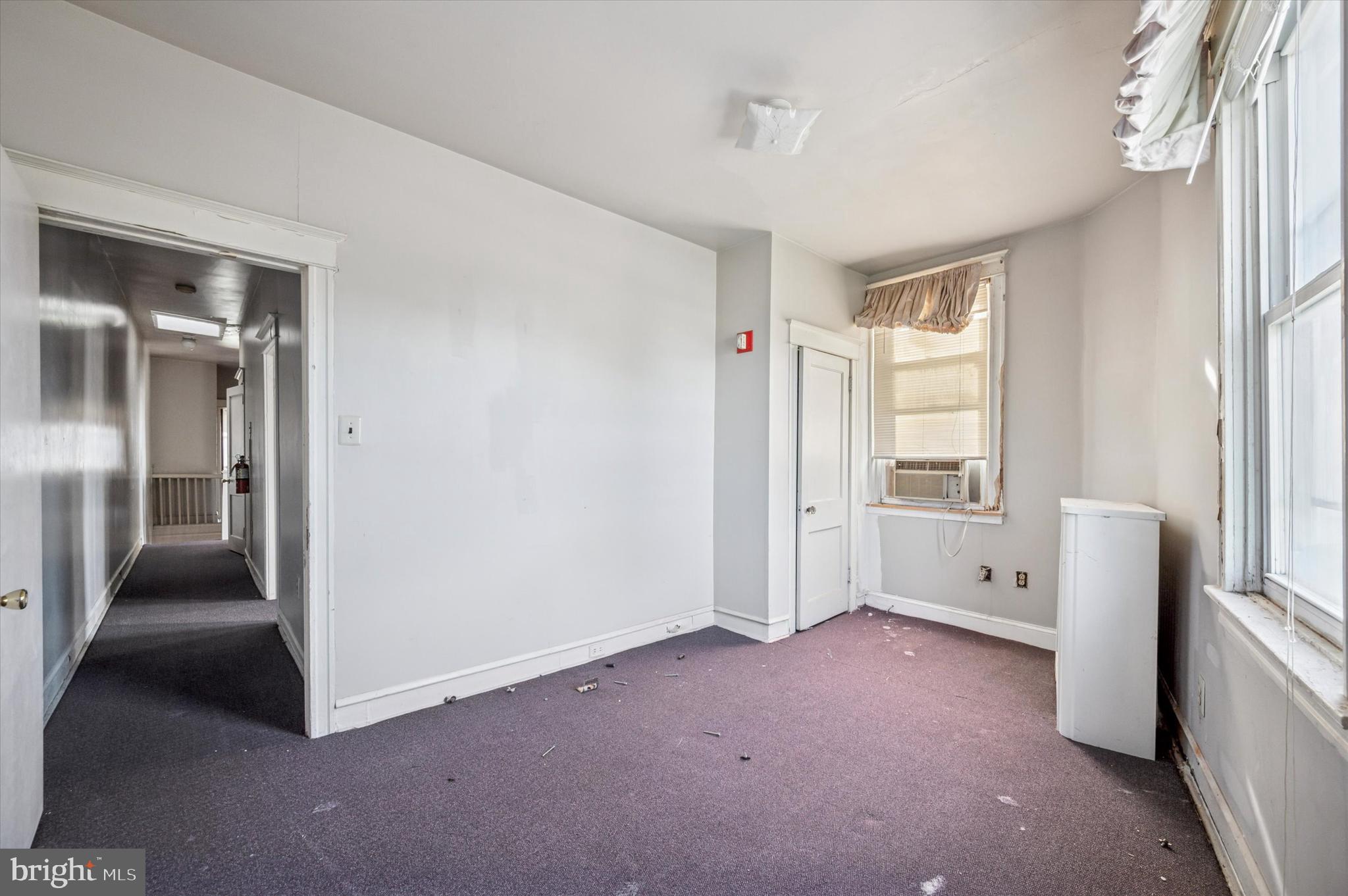4083 West Ford Road Philadelphia, PA 19131 - Photo 5 of 27 Gallery Image 5